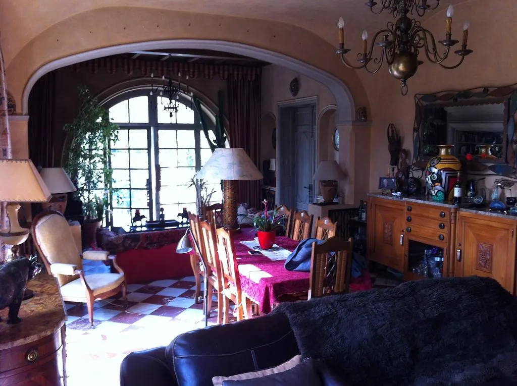 Bed and Breakfast Domaine De Roques à Castres  Couette-café