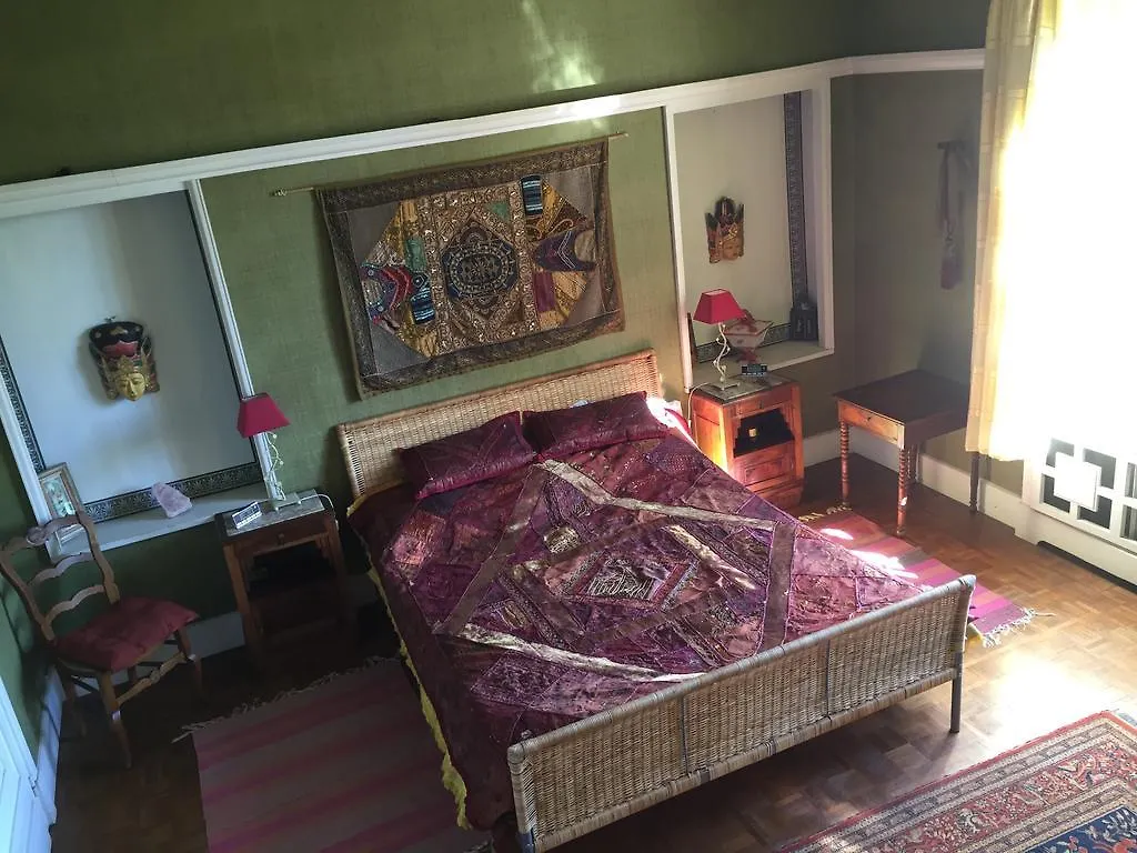Couette-café Bed and Breakfast Domaine De Roques à Castres  France
